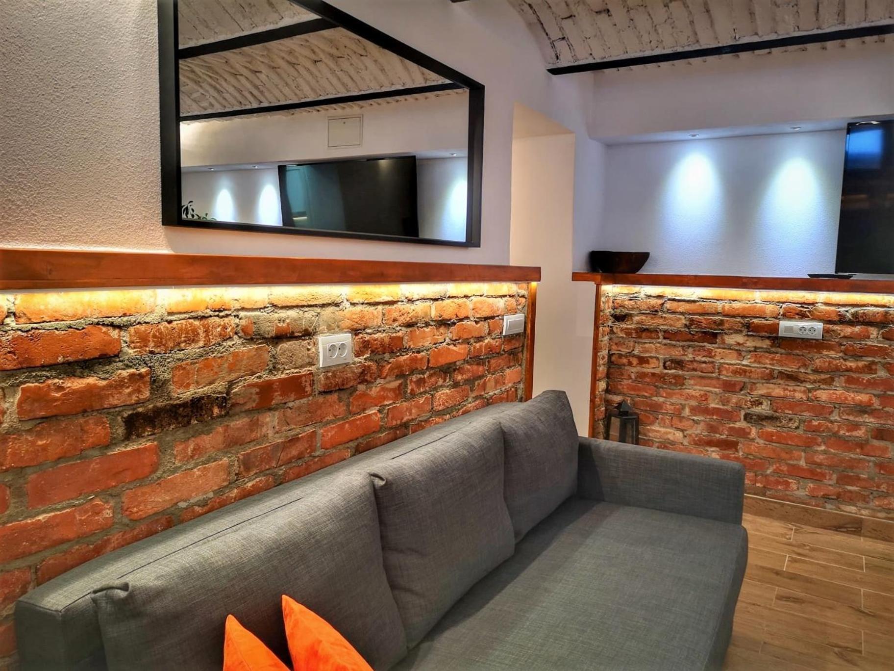 T House Apartment ซีบิว ภายนอก รูปภาพ
